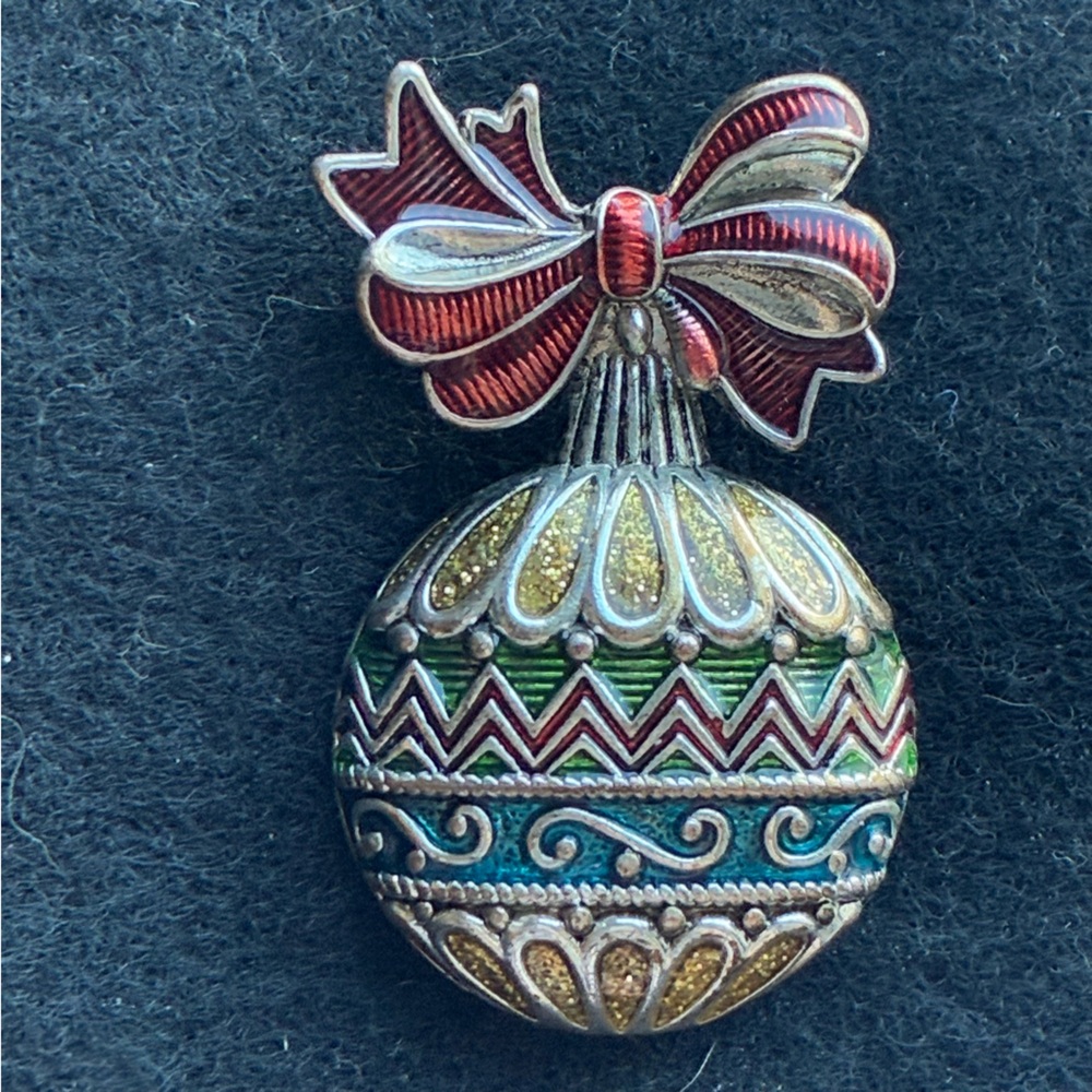 N.R. Nina Ricci Signed Christmas Ball Ornament Enamel Silver Tone Brooch Pin